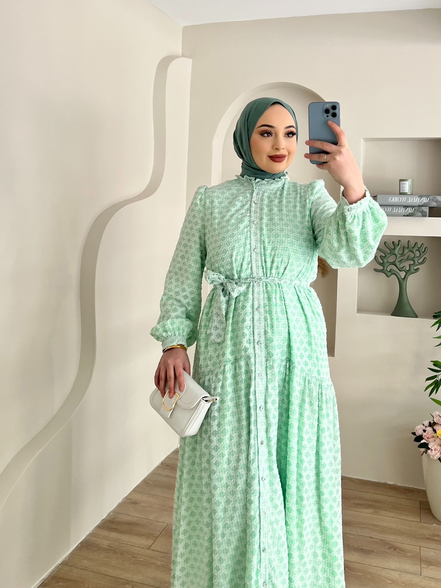 SOFİA%20BOYDAN%20DÜĞMELİ%20MİNT%20ELBİSE
