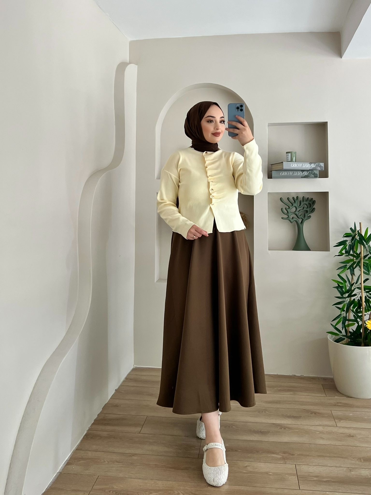 DÜĞMELİ%20HELAN%20BADY%20SARI