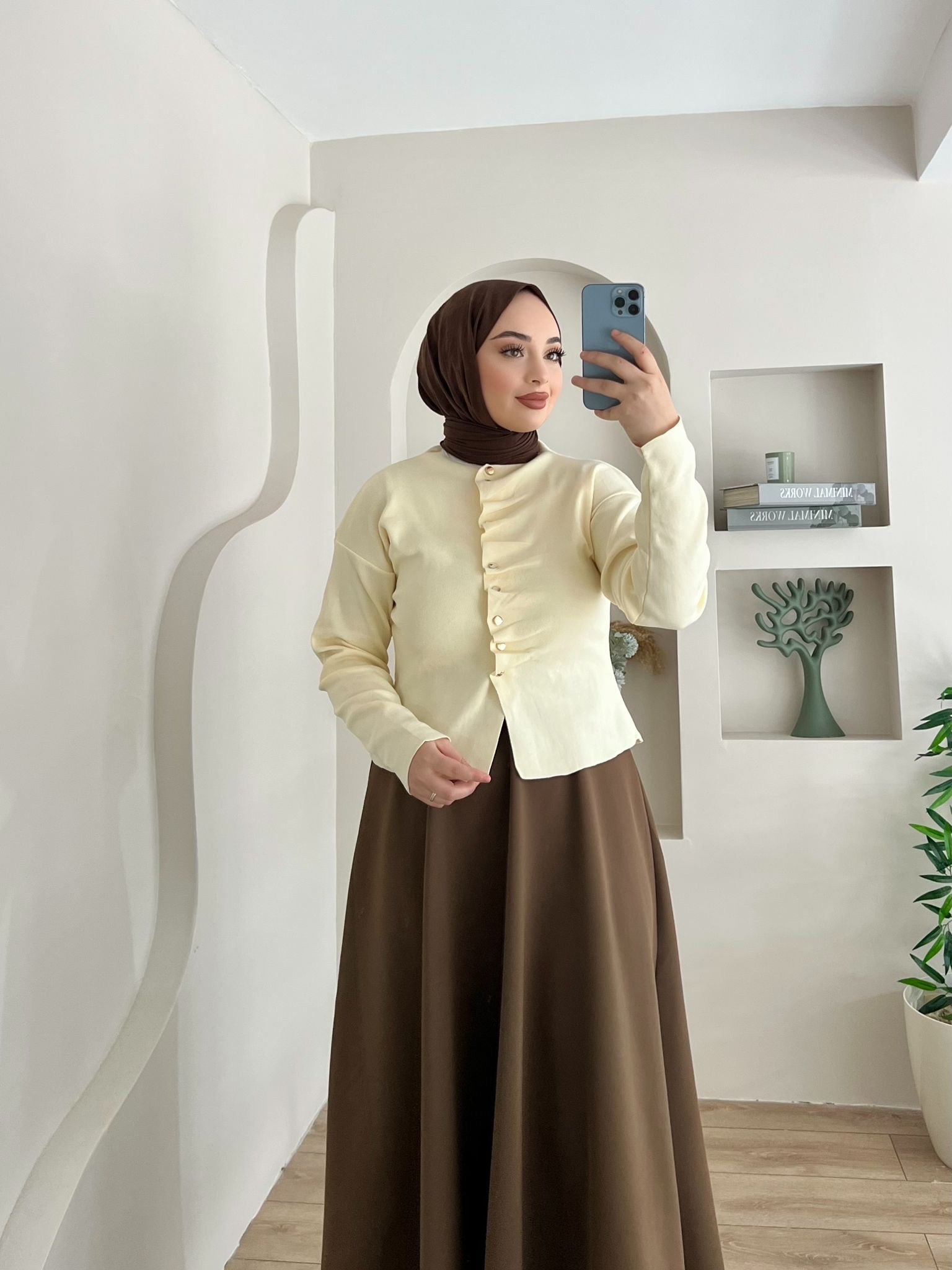 DÜĞMELİ%20HELAN%20BADY%20SARI