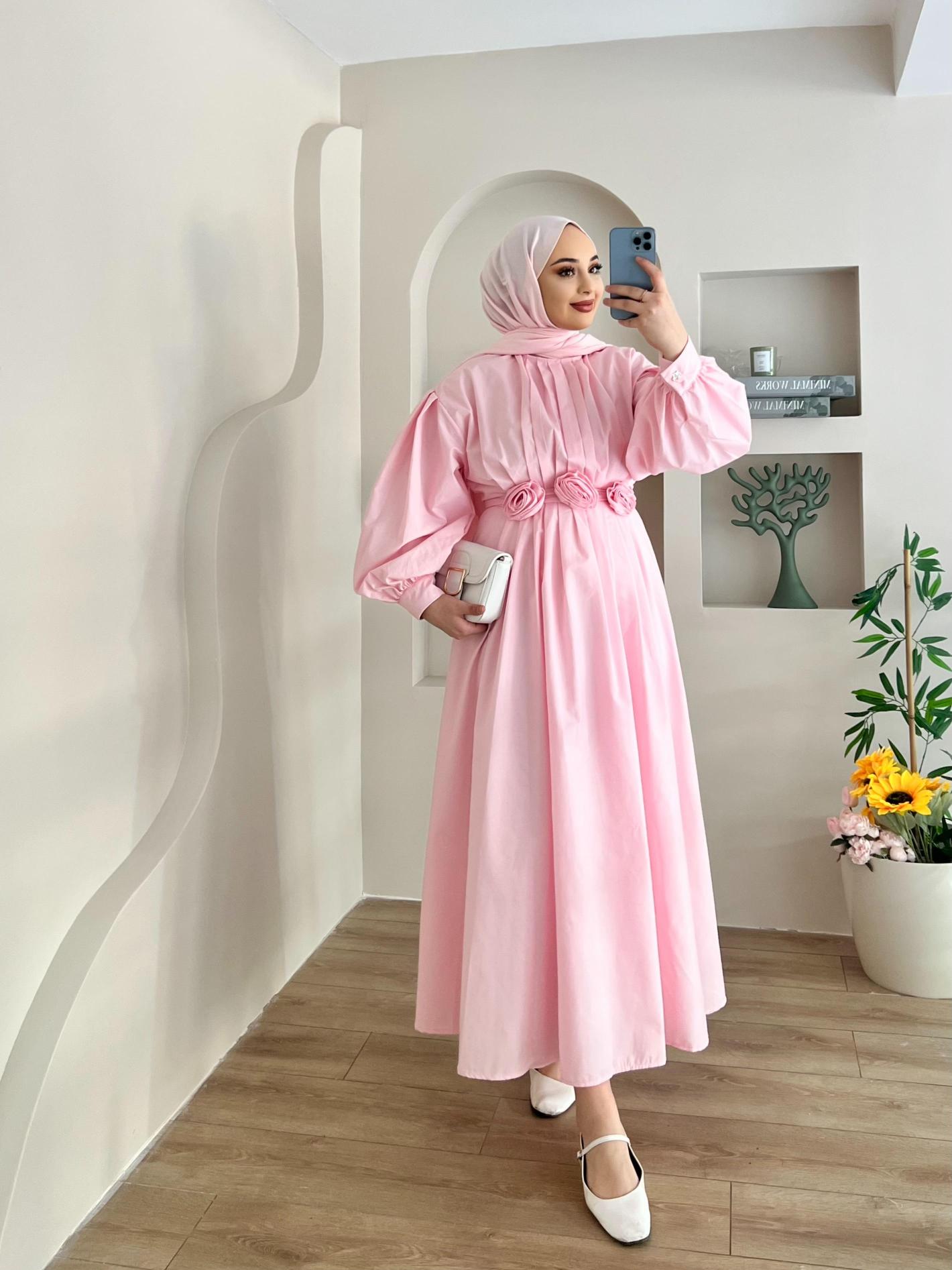 GÜL%20AKSESUARLI%20NEİA%20PEMBE%20ELBİSE