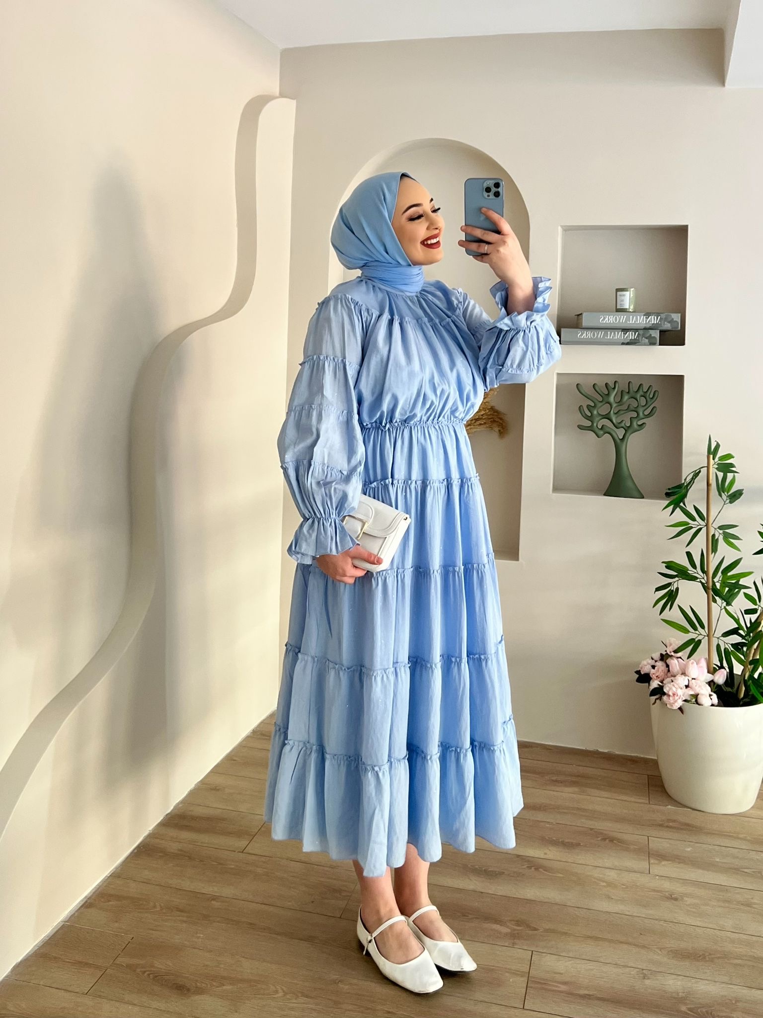 LAURA%20SİMLİ%20MAVİ%20ELBİSE